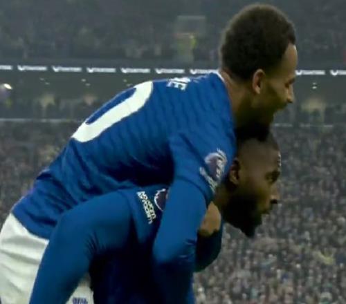 大乐透期号,专家推荐,科里帝巴主,开宝体育官网,APP下载,注册领彩金,官方网站,网站入口